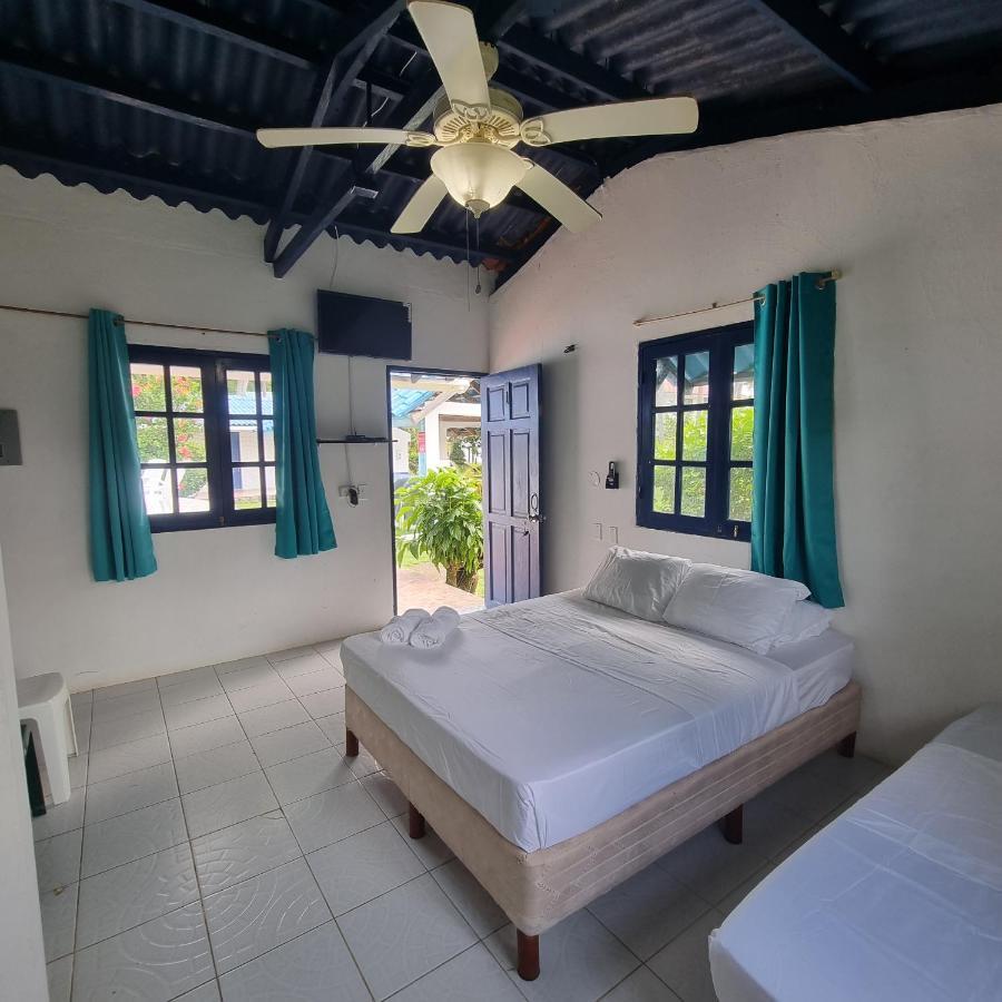 Paradise Island Beach Hotel Isla Grande Zewnętrze zdjęcie