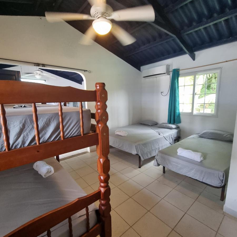 Paradise Island Beach Hotel Isla Grande Zewnętrze zdjęcie